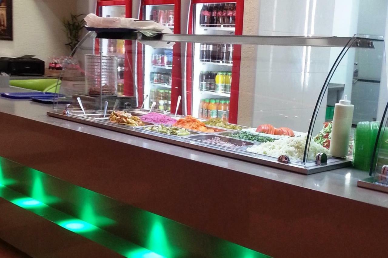 Bergik Hotel Тиберия Екстериор снимка